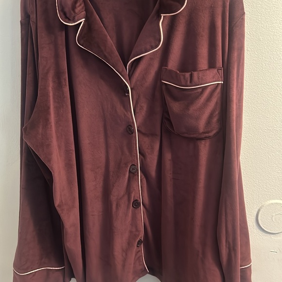 Pajama set - Picture 4 of 9